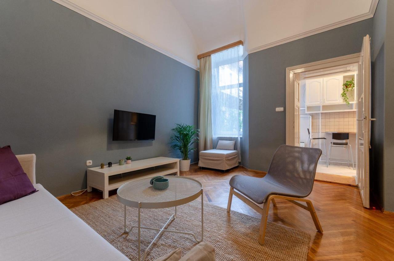Lovely Apartment Next To Synagogue. Budapest Exteriör bild